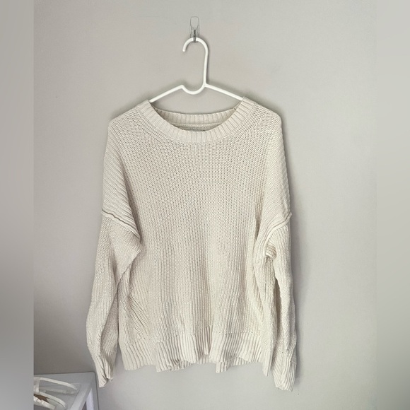 American Eagle Ivory Cotton Oversize Chunky Knit Sweater Size Medium - Picture 1 of 9